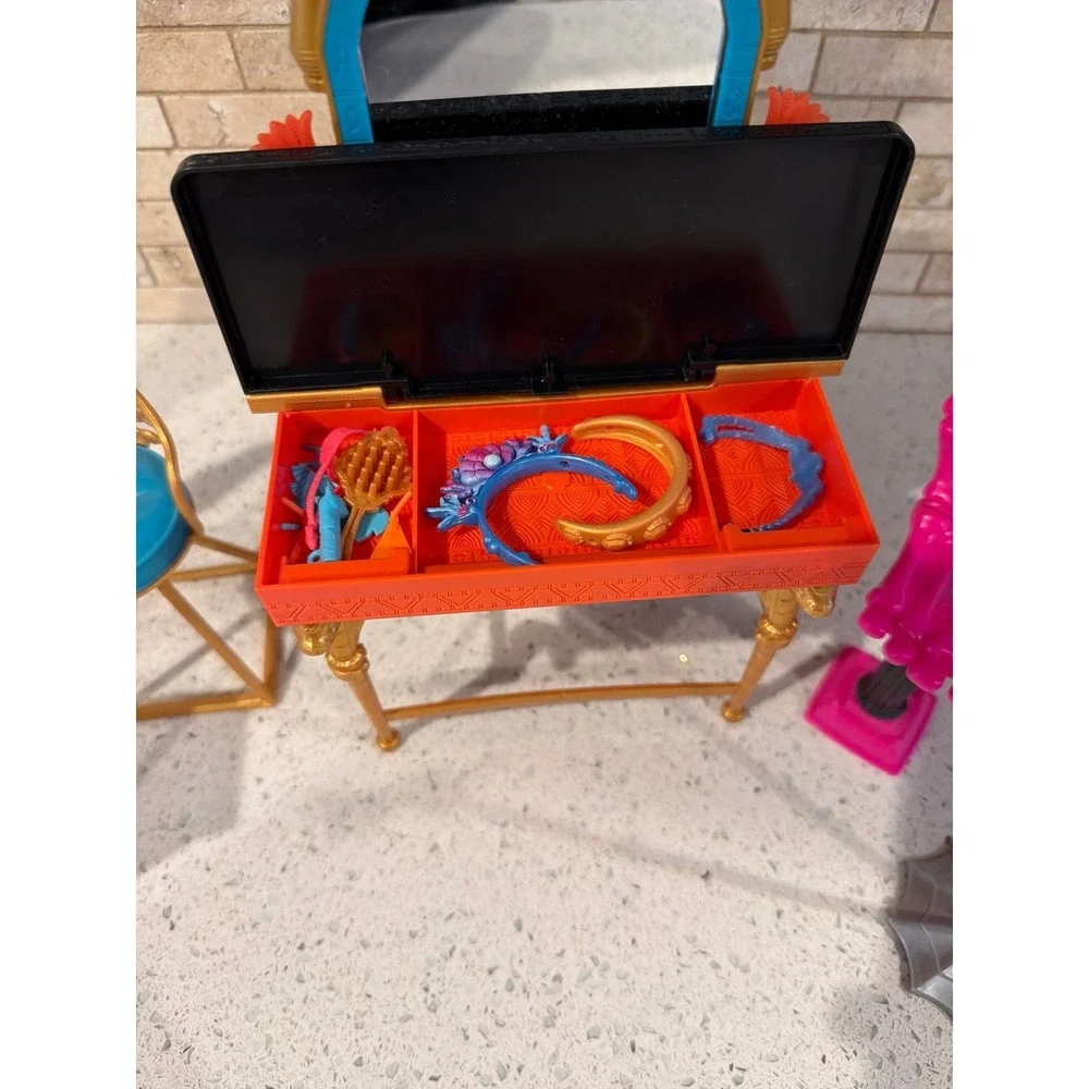 Monster High Doll Accessories Bundle‎ Mixed Lot